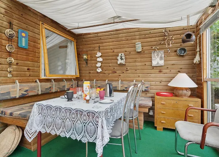 Дом отдыха Lovely In With Wifi
